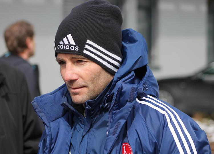 Club-Coach Michael Wiesinger wird sich heute mit seinem Team die Deutsche Nationalmannschaft ansehen.