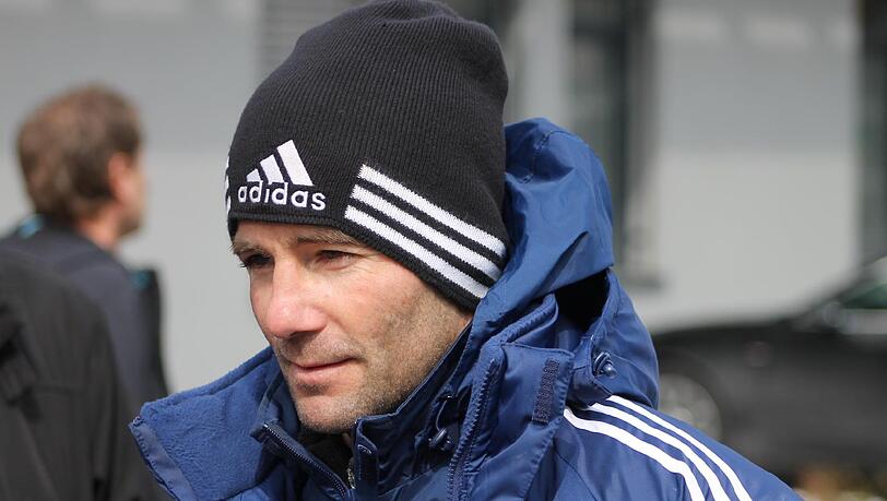 Club-Coach Michael Wiesinger wird sich heute mit seinem Team die Deutsche Nationalmannschaft ansehen. Club-Coach Michael Wiesinger wird sich heute mit seinem Team die Deutsche Nationalmannschaft ansehen.