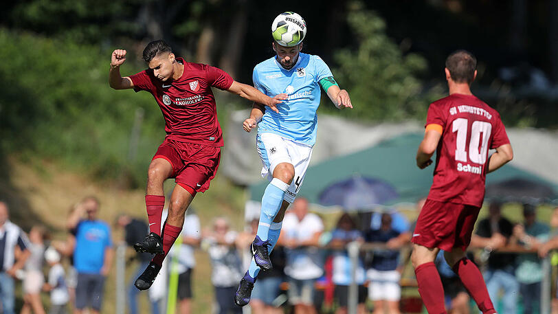 In neuen Trikots: Der TSV 1860 beendet die Vorbereitung auf die Regionalliga-Saison mit einem 4:0-Sieg gegen den Bayernligisten SV Heimstetten. Die Bilder aus Bodenmais.