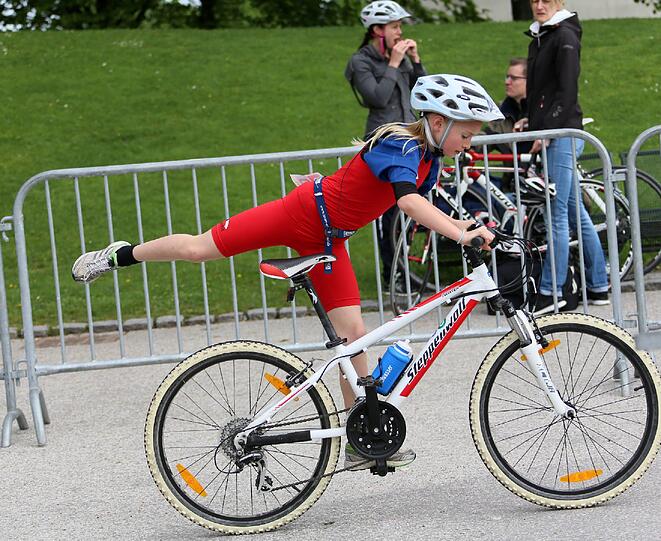 Triathlon in Milbertshofen. Die Bilder.