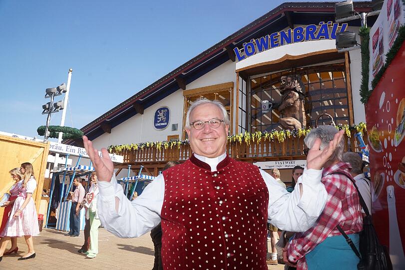 Pater Paul ist auf der Wiesn immer im Dienst: "Wenn jemand Hilfe braucht, habe ich immer Zeit."