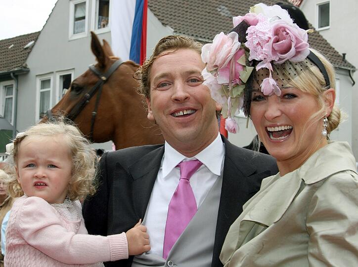 Ex-Mann Nummer zwei: Lilly zu Sayn-Wittgenstein-Berleburg bei der Hochzeit (2007) mit Lambros Milona und der gemeinsamen Tochter Lana