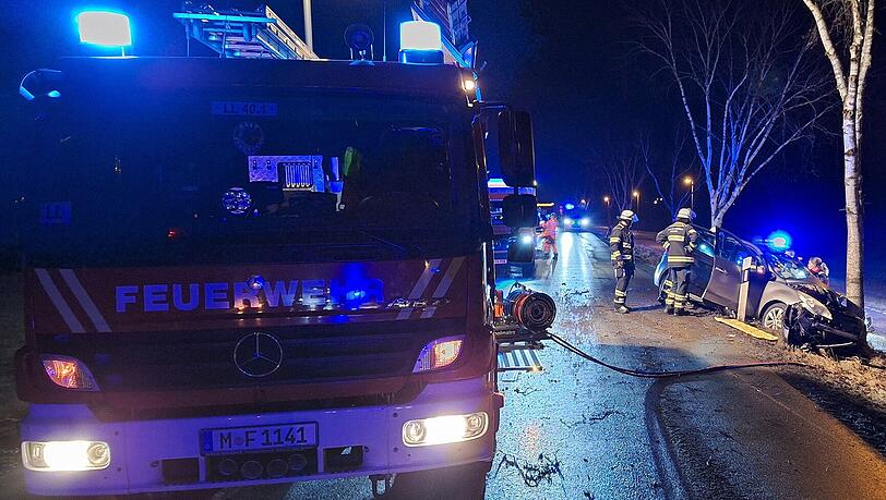 Zur Unfallursache und der Schadensh&ouml;he liegen der Branddirektion keine Informationen vor, die Polizei ermittelt.