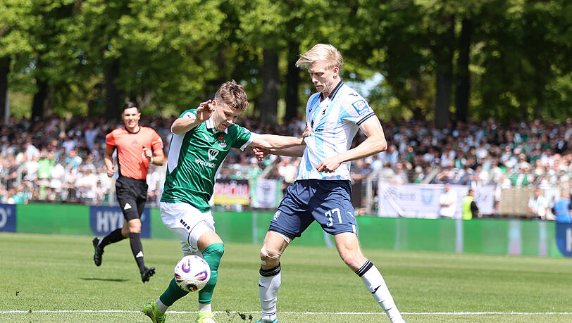 Die L&ouml;wen um Raphael Schifferl kommen gegen Schweinfurt nicht &uuml;ber ein 1:1 raus.