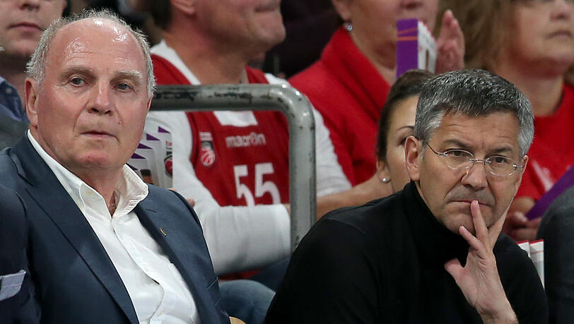 Der aktuelle Präsident des FC Bayern und sein Nachfolger: Uli Hoeneß (li.) und Herbert Hainer (re.). Der aktuelle Präsident des FC Bayern und sein Nachfolger: Uli Hoeneß (li.) und Herbert Hainer (re.).