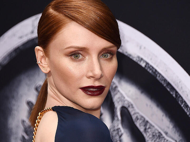 Markenzeichen Rotschopf und sexy Figur: Bryce Dallas Howard