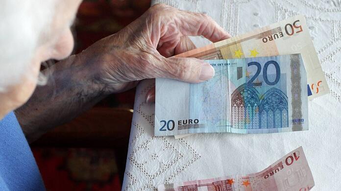 Die Eigenanteile in Bayern sind schon jetzt hoch - steigen sie weiter, dürfte es für viele eng werden.