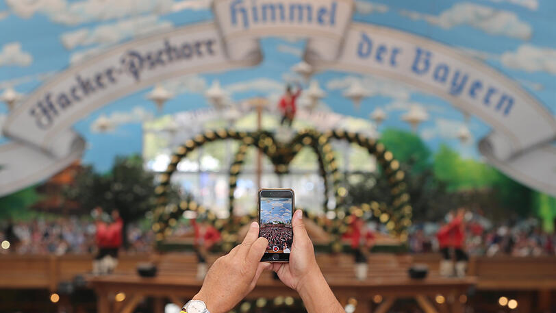 Weitere Bilder vom ersten Wiesn-Tag.