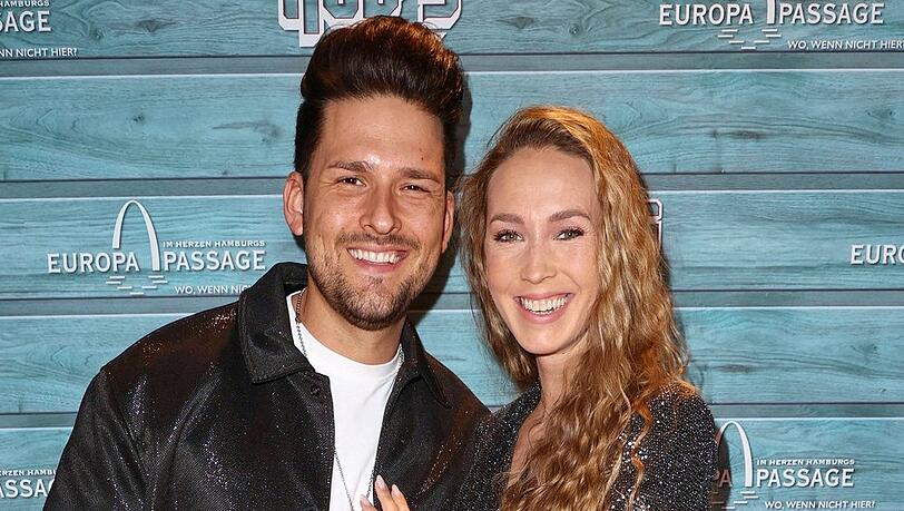 Marco Cerullo und Christina Grass waren mit Unterbrechung seit 2019 zusammen. 2022 nahmen sie an der RTL-Show "Das Sommerhaus der Stars" teil.