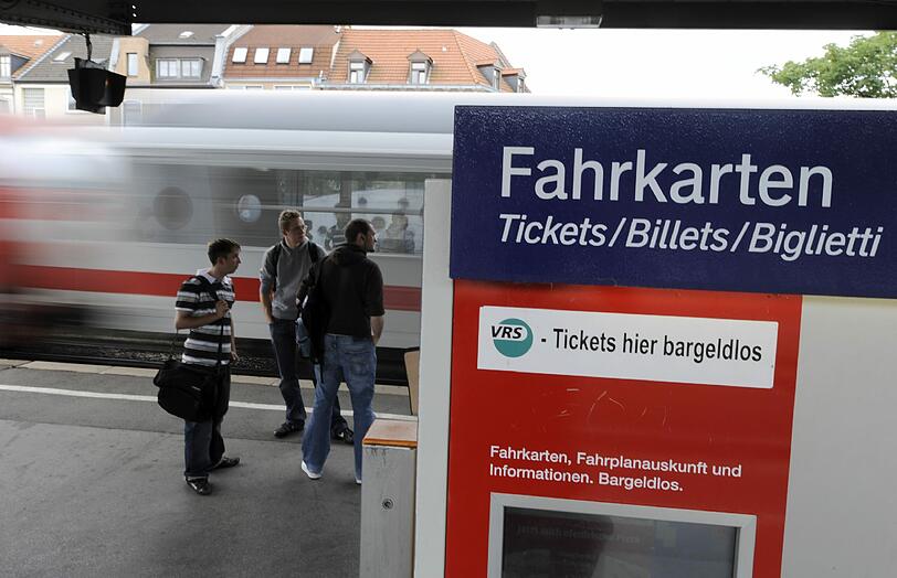 Die Deutsche Bahn erhöht mal wieder die Preise - senkt sie aber auch.