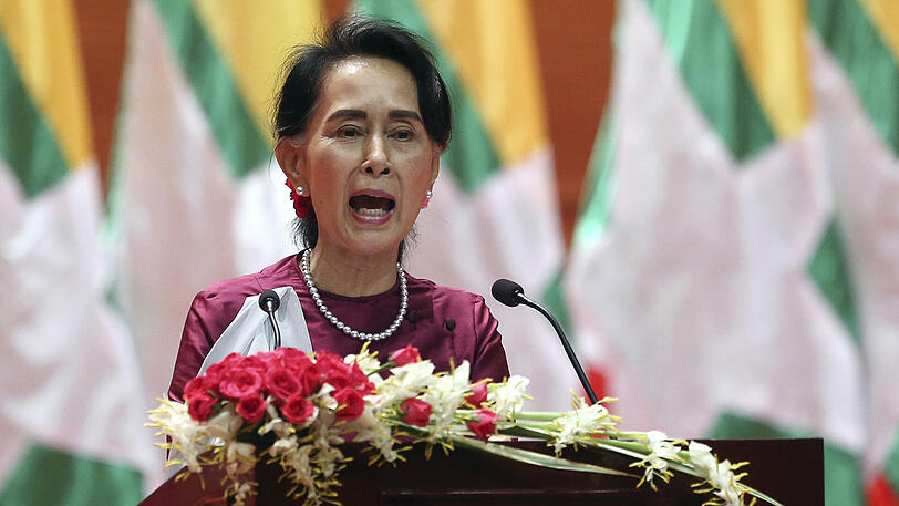 Myanmars Regierungschefin Aung San Suu Kyi spricht über die Flüchtlingskrise ihres Landes.