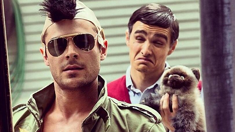 Zac Efron ahmt Robert De Niro aus "Taxi Driver" nach Zac Efron ahmt Robert De Niro aus "Taxi Driver" nach