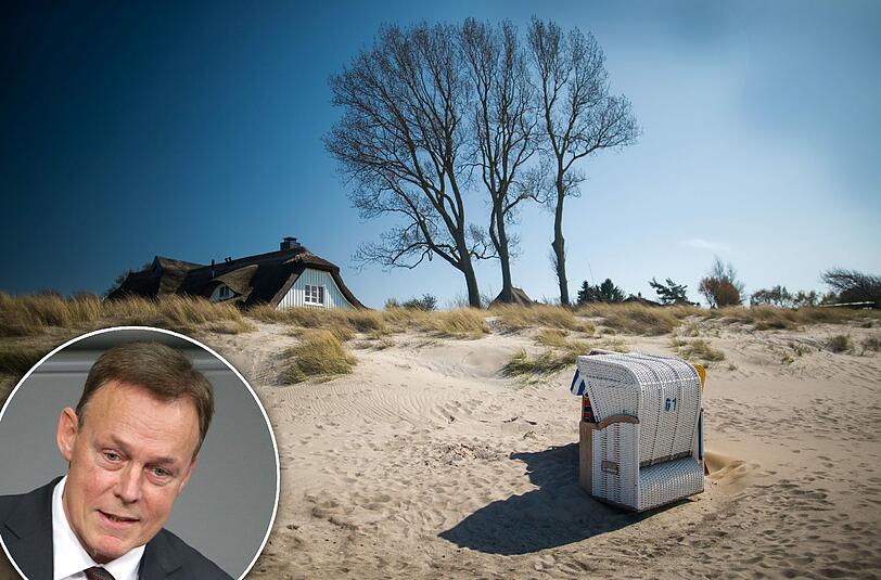 Auch Thomas Oppermann, Vorsitzender der SPD-Bundestagsfraktion, bleibt Deutschland treu. "Ich fahre wie immer im Sommer zweieinhalb Wochen an die Ostsee." Auf der Halbinsel Fischland-Darß-Zingst ist radeln und schwimmen angesagt. Laut Oppermann "das Beste, was man im Sommer kriegen kann." Das sagt einer, der es wissen muss: Er fährt seit 20 Jahren dorthin.