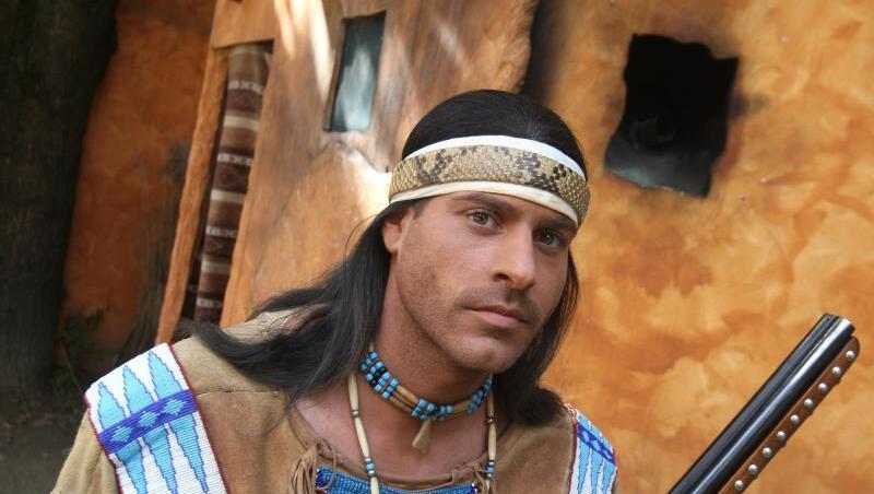 Der Winnetou-Darsteller Matthias Mühlbauer. Foto: Karl-Josef Hildenbrand/Archivbild Der Winnetou-Darsteller Matthias Mühlbauer. Foto: Karl-Josef Hildenbrand/Archivbild