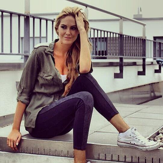 Sie ist am aktivsten, wenn darum geht, heiße Fotos von sich zu teilen: María Imízcoz, die sexy Freundin von Mittelfeld-Star Javi Martínez.