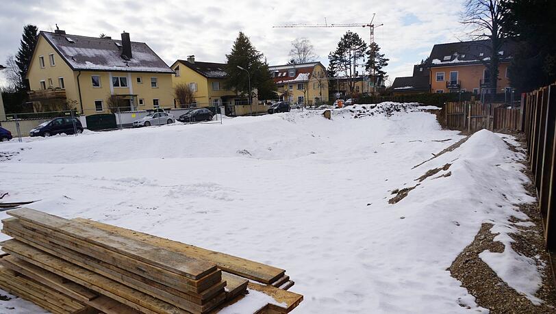 Das Traumgrundstück in der Görzer Straße. Schon im Frühling könnte hier gebaut werden Das Traumgrundstück in der Görzer Straße. Schon im Frühling könnte hier gebaut werden