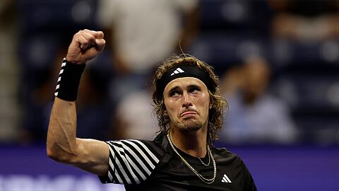 Nach langem Kampf erreichte Alexander Zverev bei den US Open das Viertelfinale.