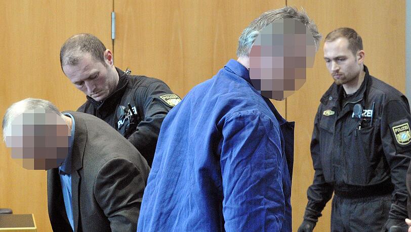 Die mutmaßlichen Polizistenmörder vor Gericht Die mutmaßlichen Polizistenmörder vor Gericht