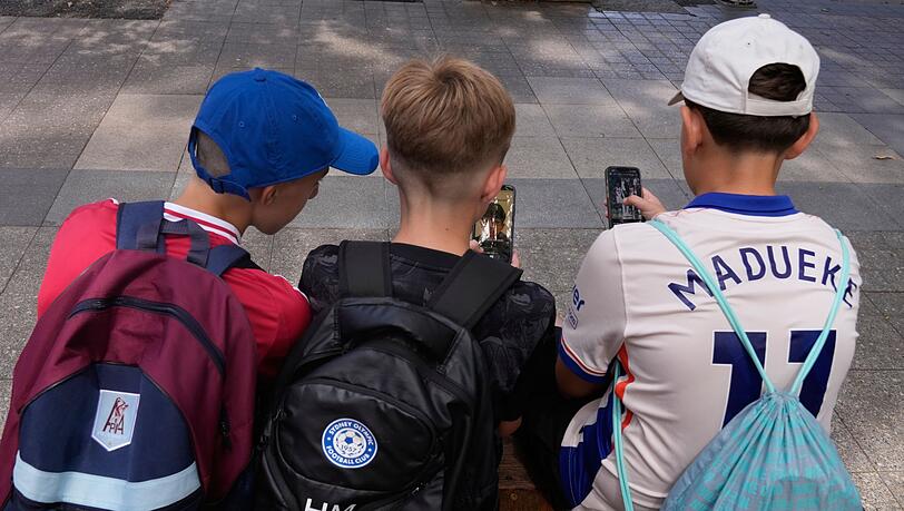 Viele soziale Netzwerke sind f&uuml;r Unter-16-J&auml;hrige in Australien seit Dezember tabu. (Archivbild)