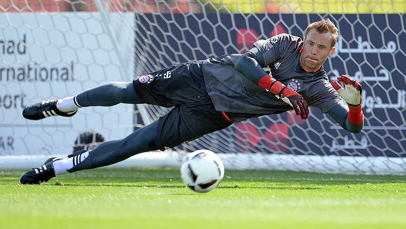 Manuel Neuer wurde bereits lädierten Fuß operiert. Er wird mindestens zwei Spiele verpassen.