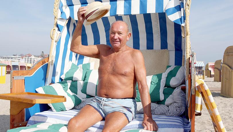 Wer sich im Alter fit fühlt, kann verreisen. Wer sich im Alter fit fühlt, kann verreisen.