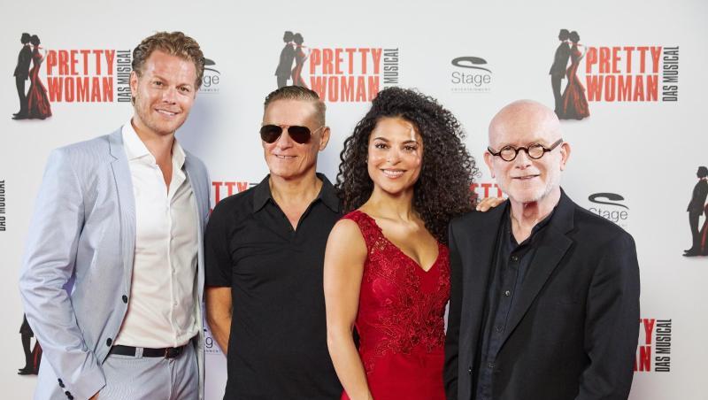Mark Seibert (l-r), Bryan Adams, Patricia Meeden und Jim Vallance stellen "Pretty Woman - Das Musical" in Hamburg vor. Mark Seibert (l-r), Bryan Adams, Patricia Meeden und Jim Vallance stellen "Pretty Woman - Das Musical" in Hamburg vor.