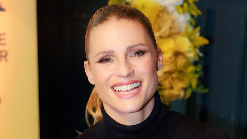 Michelle Hunziker will ihr Beziehungsglück abseits der Schlagzeilen genießen. Michelle Hunziker will ihr Beziehungsglück abseits der Schlagzeilen genießen.