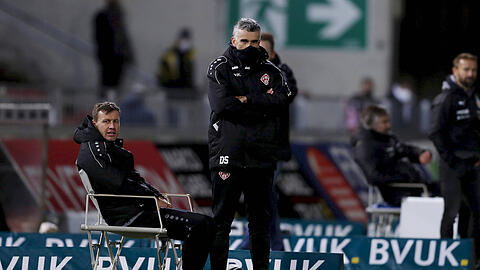 Danny Schwarz (r.) und Benjamin Schwarz bilden aktuell das Trainergespann der Würzburger Kickers. Beide haben eine Löwen-Vergangenheit.