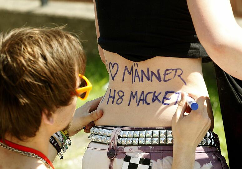 Christopher-Street-Day-Parade: Bunter, schriller, lauter. Hier die Bilder aus Köln.