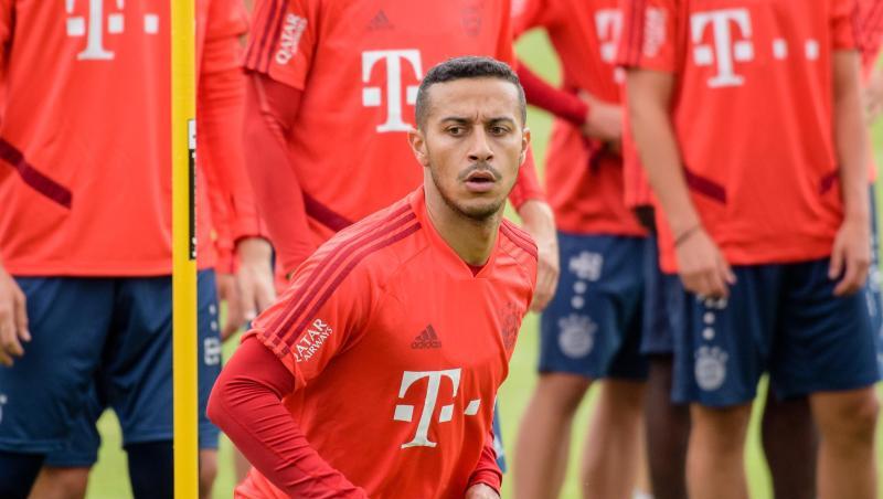 Ist zum Fixpunkt im 4-3-3-System von Trainer Niko Kovac geworden: Thiago. Ist zum Fixpunkt im 4-3-3-System von Trainer Niko Kovac geworden: Thiago.