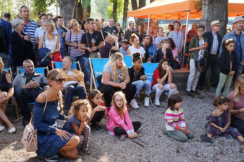 Traumhaftes Wetter, tolle Shows und leckeres Essen sorgten am Samstag für beste Stimmung beim Stadtteilfest "Ois Giasing" - die Bilder.