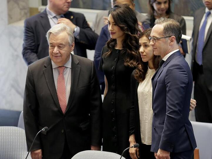 UN-Generalsekretär António Guterres (l-r), Menschenrechtsanwältin Amal Clooney, Friedensnobelpreisträgerin Nadia Murad und Bundesaußenminister Heiko Maas in New York.