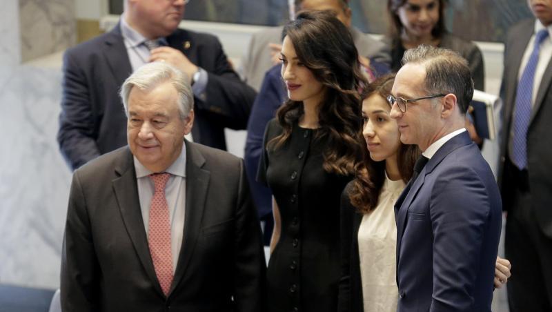 UN-Generalsekretär António Guterres (l-r), Menschenrechtsanwältin Amal Clooney, Friedensnobelpreisträgerin Nadia Murad und Bundesaußenminister Heiko Maas in New York. UN-Generalsekretär António Guterres (l-r), Menschenrechtsanwältin Amal Clooney, Friedensnobelpreisträgerin Nadia Murad und Bundesaußenminister Heiko Maas in New York.