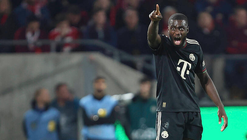 "Einer der besten Innnenverteidger der Welt": Max Eberl will Dayot Upamecano unbedingt halten. "Einer der besten Innnenverteidger der Welt": Max Eberl will Dayot Upamecano unbedingt halten.