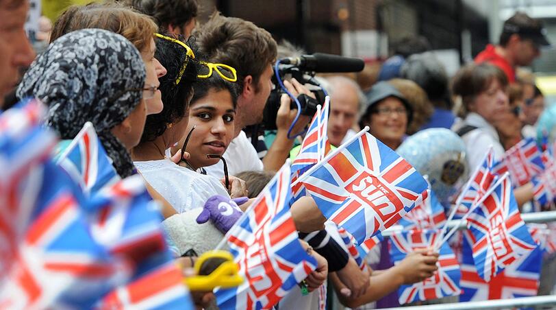 So feiert London den kleinen Prinzen: Aktuelle Bilder zum Durchklicken.
