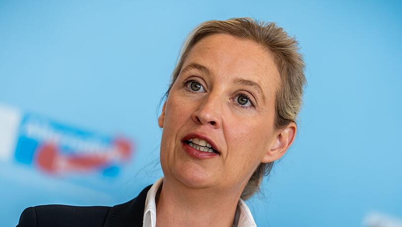 AfD-Chefin Weidel kann sich über gute Umfragewerte freuen. (Archivbild) AfD-Chefin Weidel kann sich über gute Umfragewerte freuen. (Archivbild)