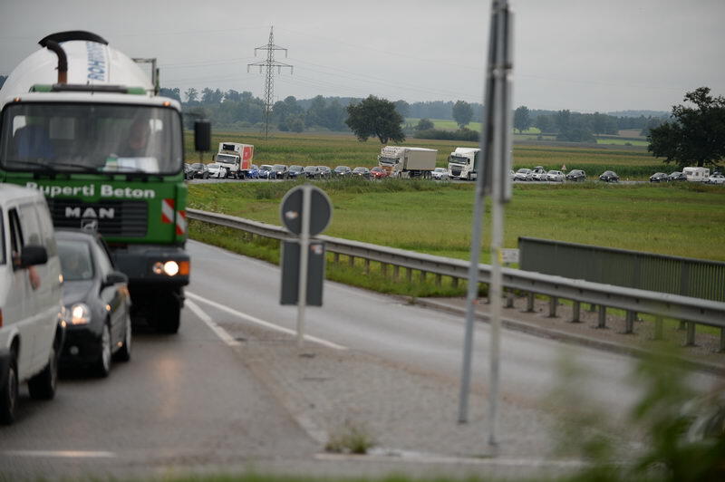 Stau rund um den Chiemsee wegen Chiemsee Reggae Summer. Die Bilder.