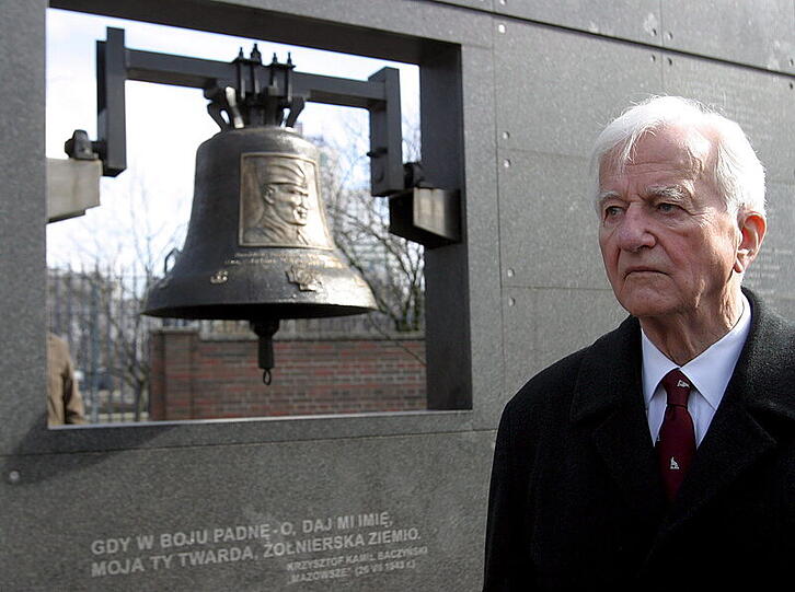 Der verstorbene Altbundespräsident Richard von Weizsäcker bei einem Besuch im polnischen Warschau im Jahr 2007.