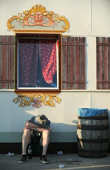 Auch wenn es hervorragend schmeckt, sollte der unerfahrene Wiesn-Gast das Festbier nicht unterschätzen.