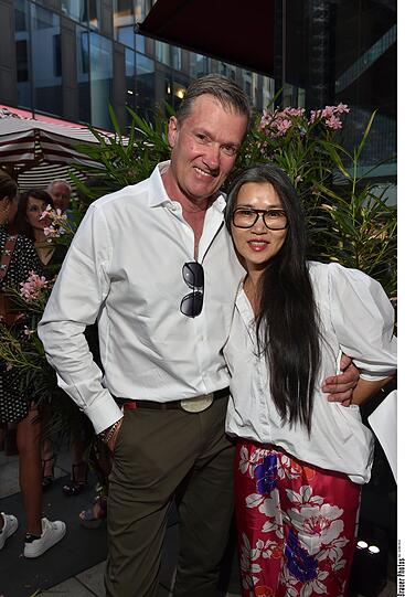 DJ John Munich, Jürgens mit Frau Hayah beim 20 Jahre Brenner Sommerfest in München am 20.07.2023.