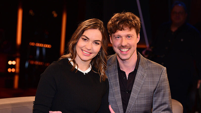 Die "Let's Dance"-Profi-Tänzer Renata und Valentin Lusin sind glücklich verheiratet. Doch eine Aussage überrascht. Die "Let's Dance"-Profi-Tänzer Renata und Valentin Lusin sind glücklich verheiratet. Doch eine Aussage überrascht.