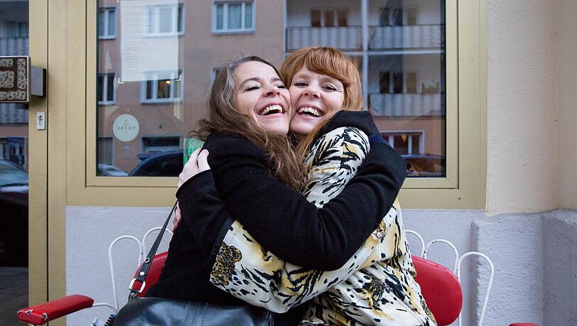 Halla Ólafsdóttir und Erna Ómarsdóttir Halla Ólafsdóttir und Erna Ómarsdóttir