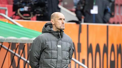 Heiko Herrlich verzieht sein Gesicht.