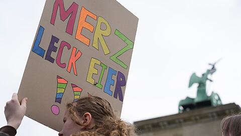 "Mehrzweckeier" klingt sehr nach "Merz leck Eier". (Archivbild)
