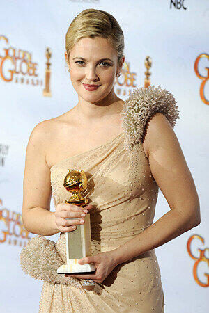 Drew Barrymore gewinnt den Preis als beste Darstellerin in einem Fernsehfilm für ihre Rolle in "Grey Gardens".