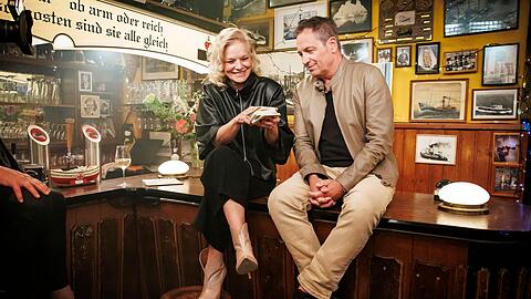 Dieter Nuhr war bei "Inas Nacht" zu Gast.
