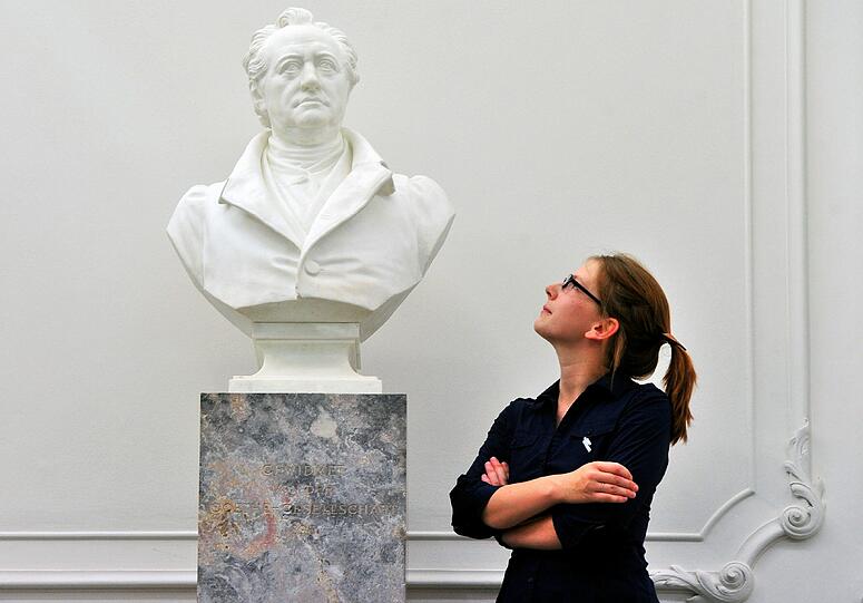 Ach Goethe, du verkennst die Frauen! Schau dich doch um, dann siehst du, dass Weibsbilder durchaus was hermachen.