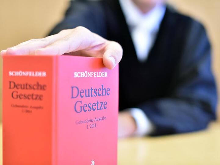 Der Bund unterstützt die Länder bei der Einstellung von 2000 neuen Staatsanwälten und Richtern.