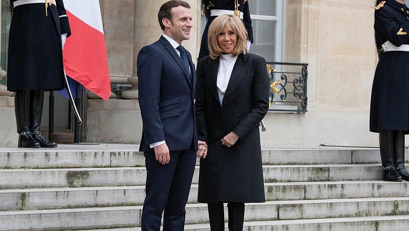 Brigitte Macron und Emmanuel Macron bei einem gemeinsamen Auftritt.