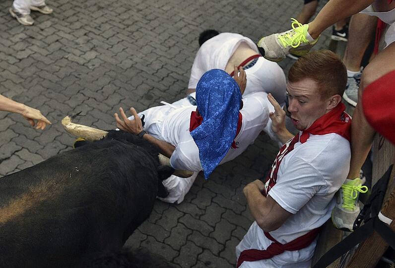 Die Bilder der Stierhatz in Pamplona zum Durchklicken.